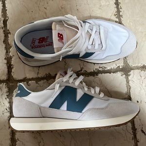 New Balance 237 Nimbus Cloud with White